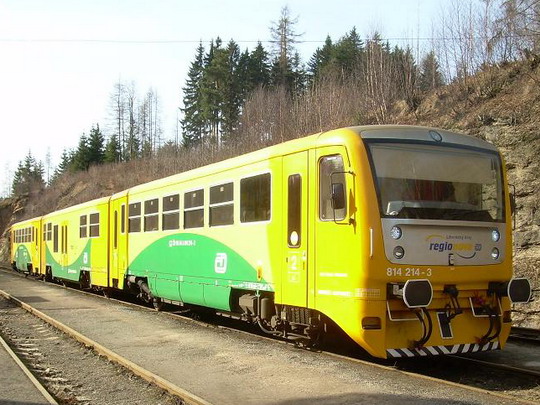 050.jpg